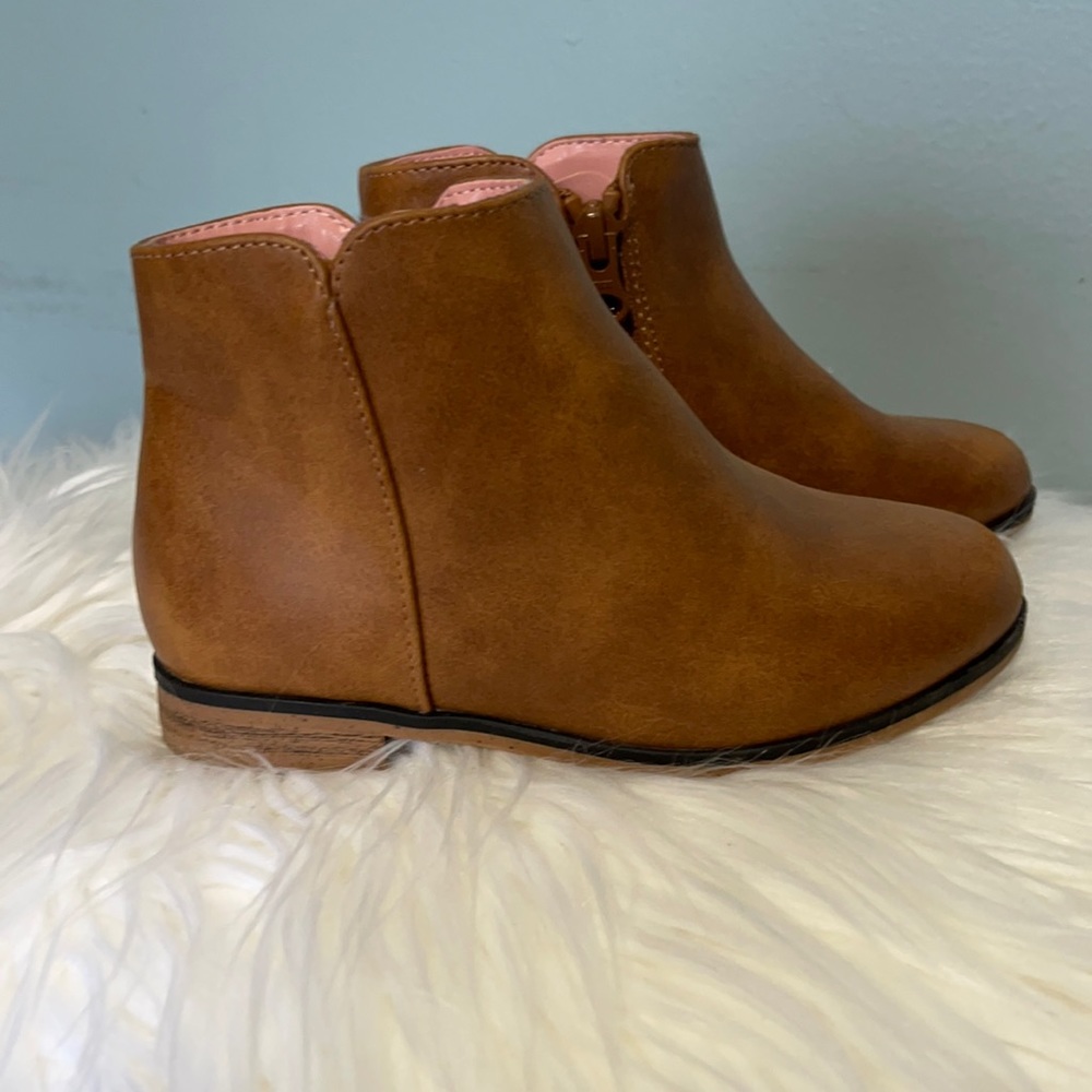Toddler Girl Tan Ankle Boots